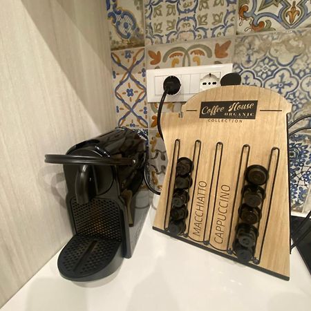 La Casetta Di Leo Палермо Екстериор снимка